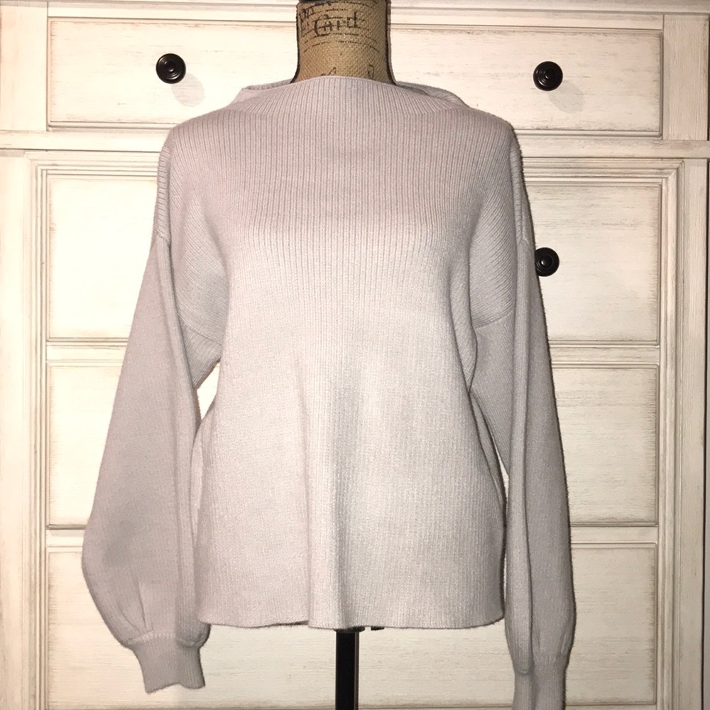 NWT Never worn.
